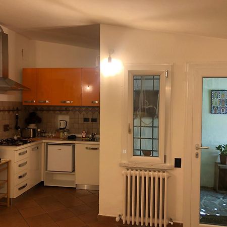 B&B Uva Fragola Перуджа Экстерьер фото
